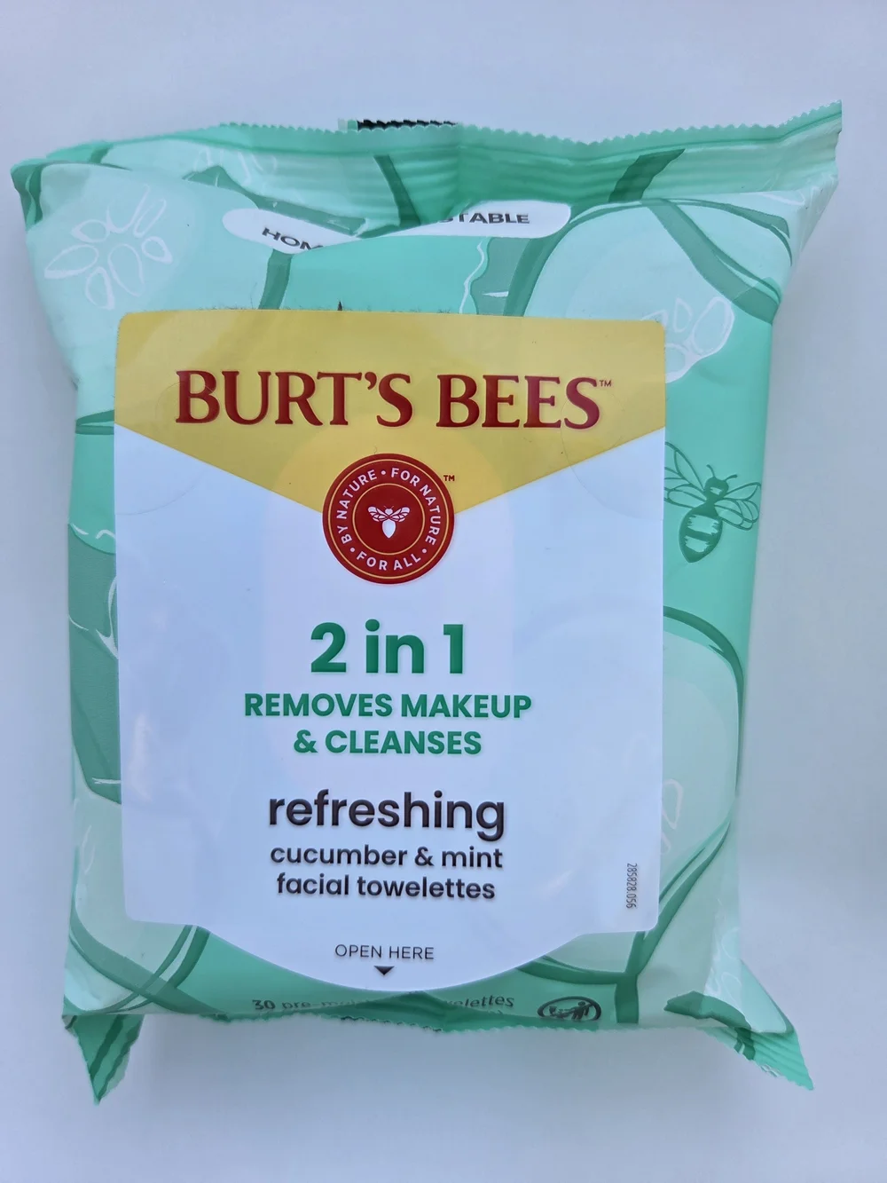 Alba Botanica Mango Vanilla Shave Set - Venus & Burt’s Bees